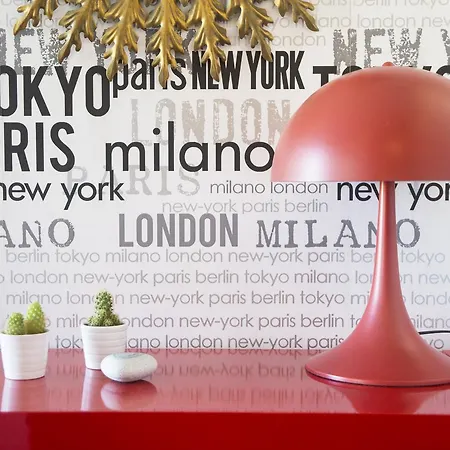 Dreams City Center Apartment